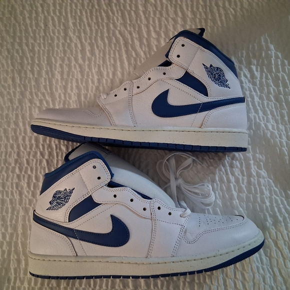 Nike Air Jordan 1 Mid SE Idustrial Blue Brand New Size 13 - Picture 2 of 7